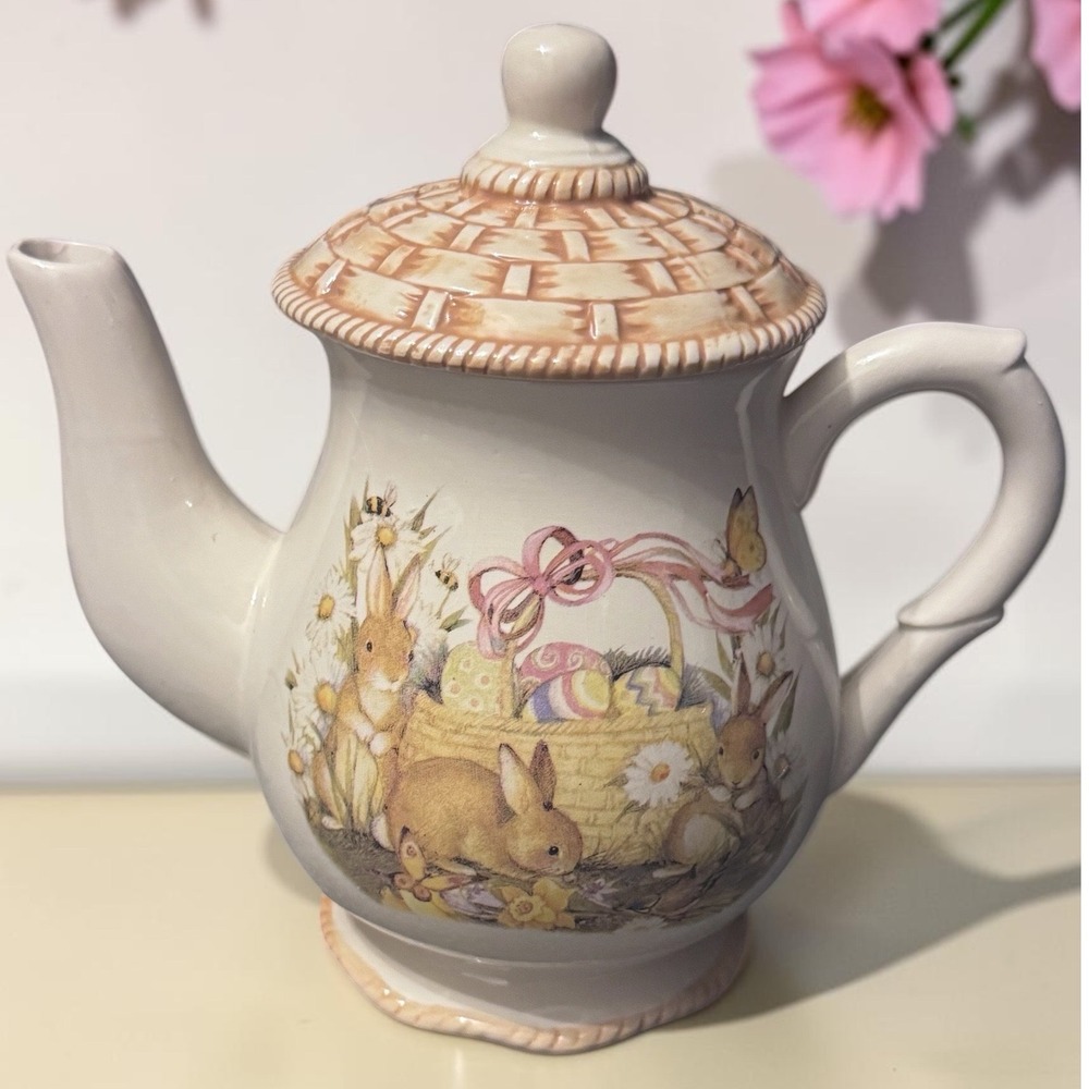 Cracker Barrel Bunny Basket Teapot Susan Winget Easter Rabbits Discontinued TPCP